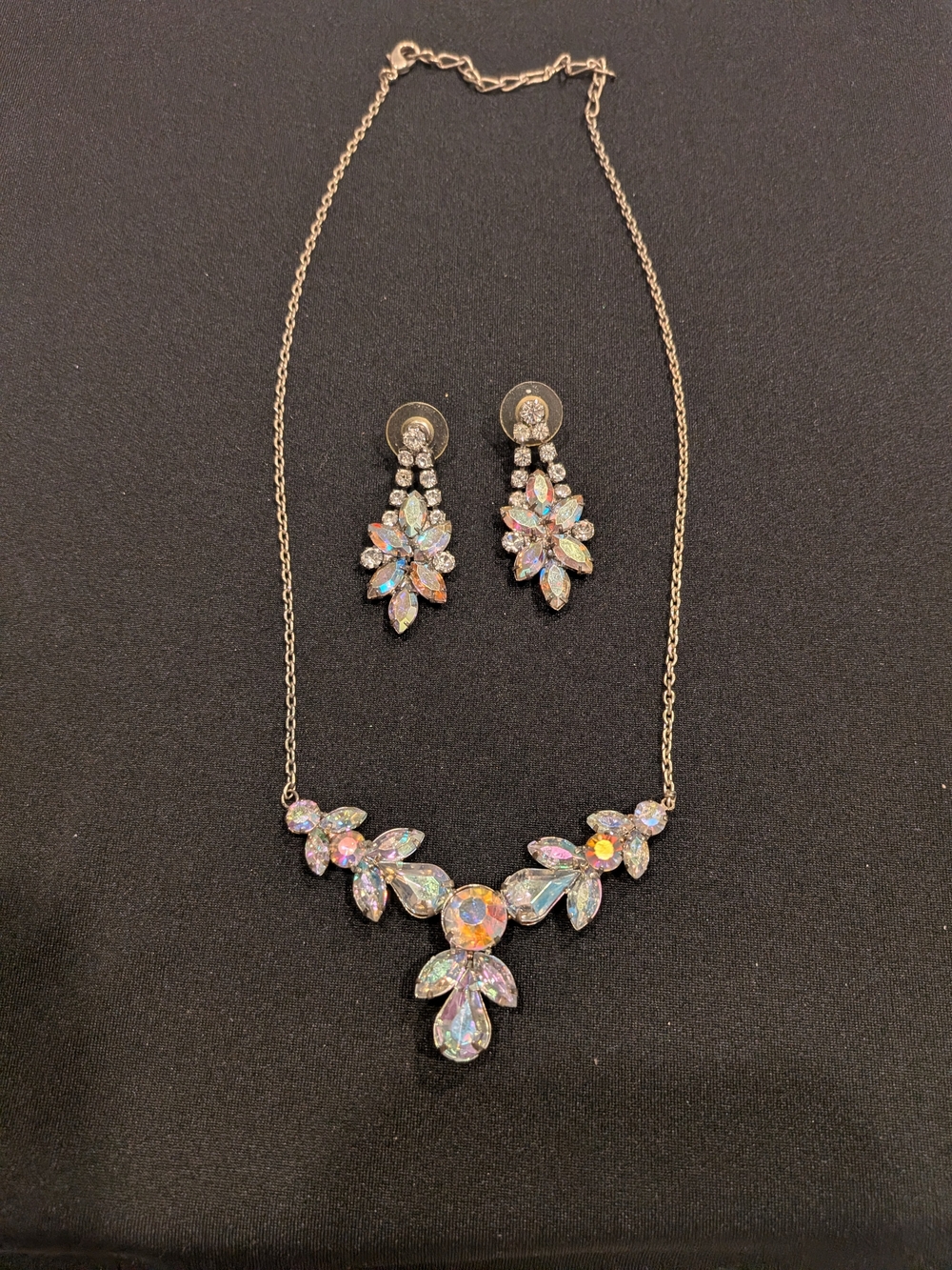 Aurora B Crystal Teardrop Necklace and Earrings Set - Iridescent